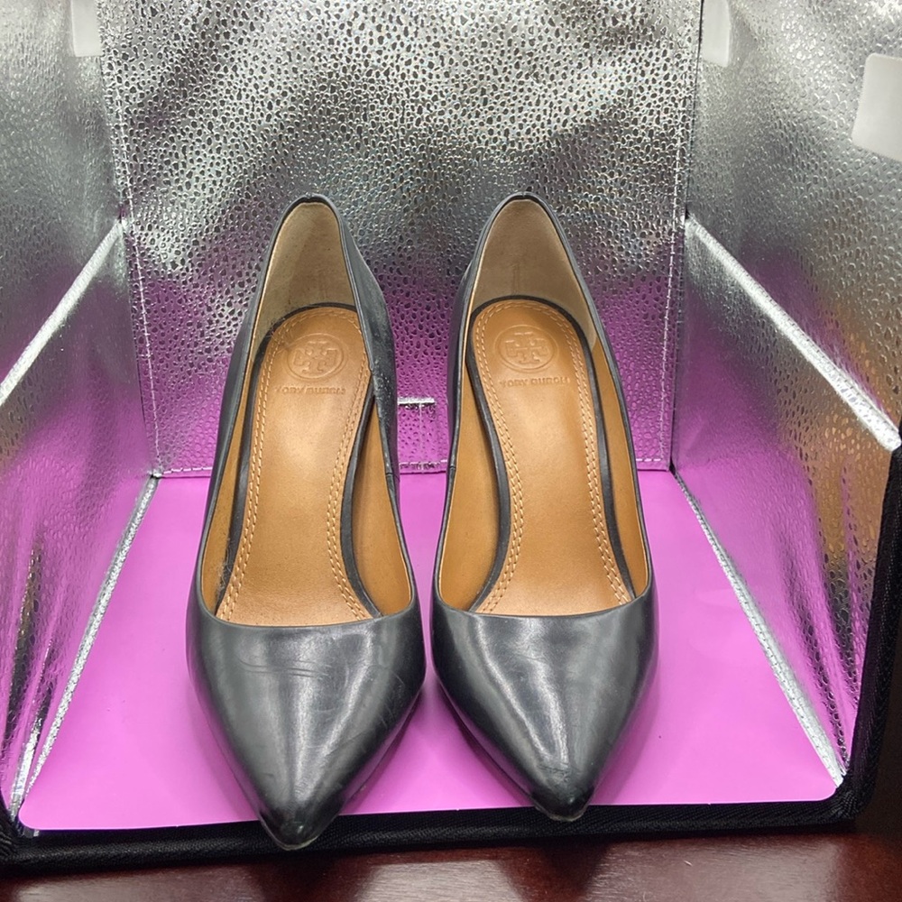 Tory Burch black heels sized 7